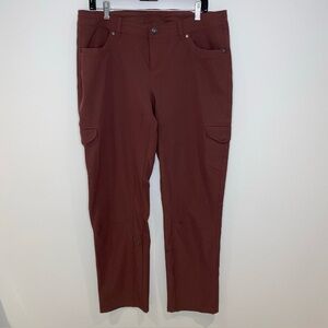 Kuhl Women's Freeflex Roll-Up Size 14 Regular Style 6326 Color Raisin Hiking